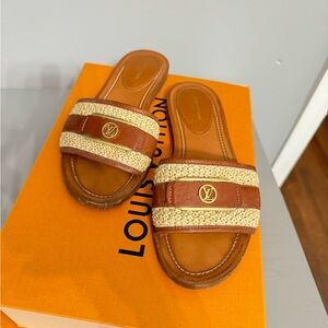 Louis Vuitton Lock It cloth mules size 37